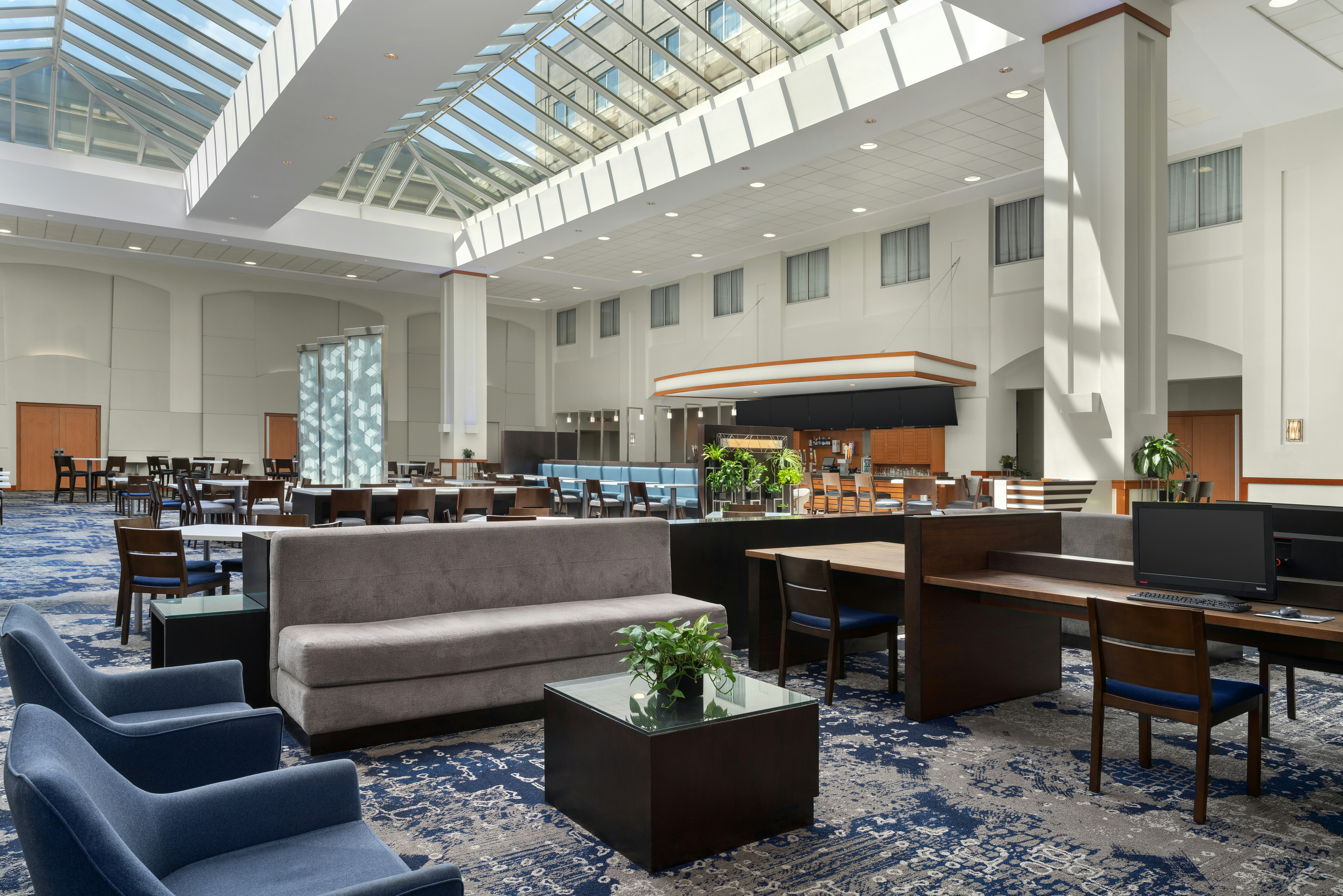 Embassy Suites by Hilton Boston at Logan Airport 17/65