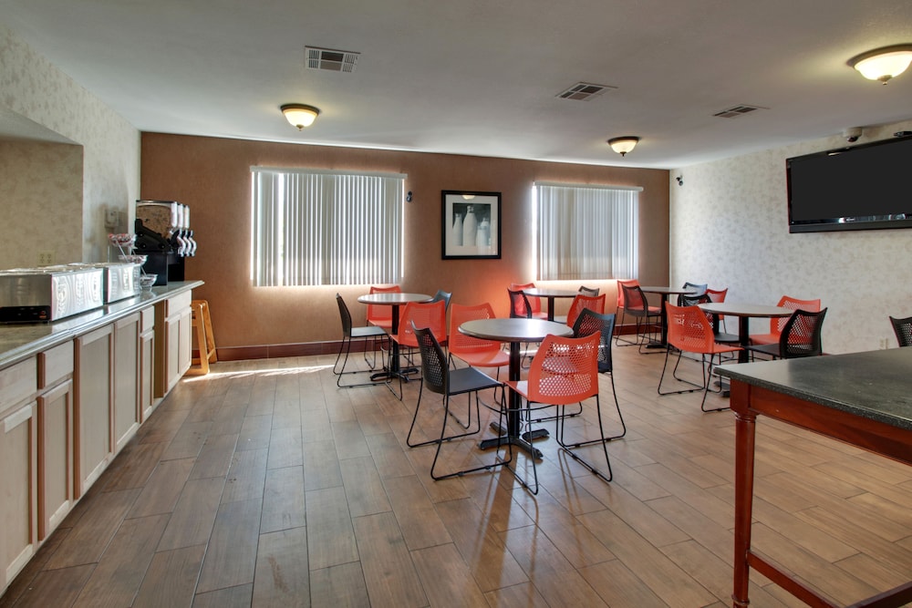 Angel Inn Central 24/39