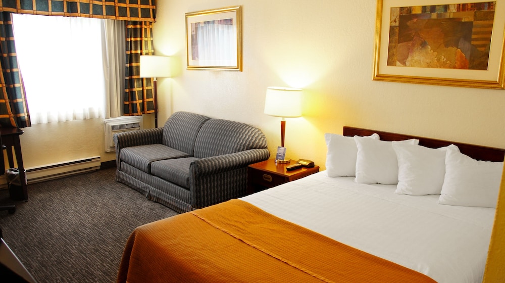 Travelodge by Wyndham Ottawa East 26/31