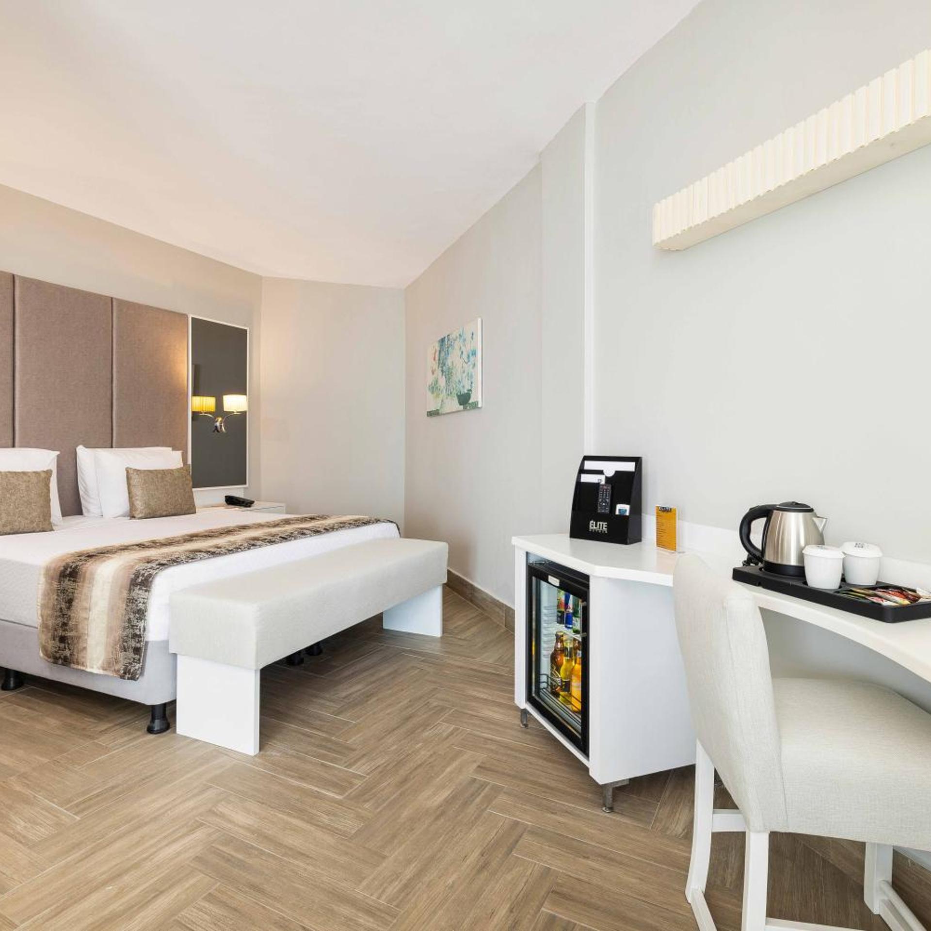 جناح، Elite Hotel Bodrum 2/9