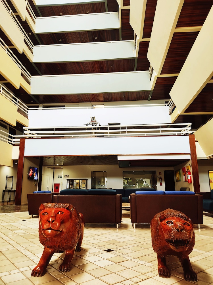 Praia Hotel Enseada 33/63