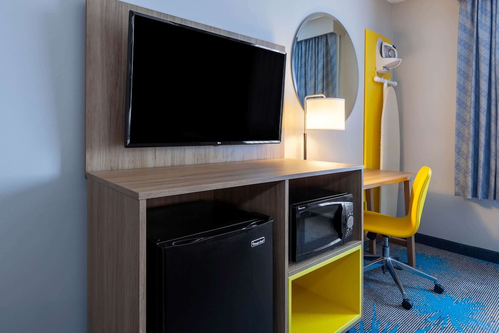 Days Inn By Wyndham Sandusky / Cedar Point 21/30