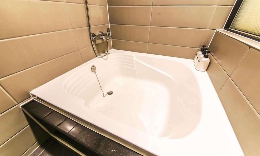 Chuncheon Urbane Hotel 34/36