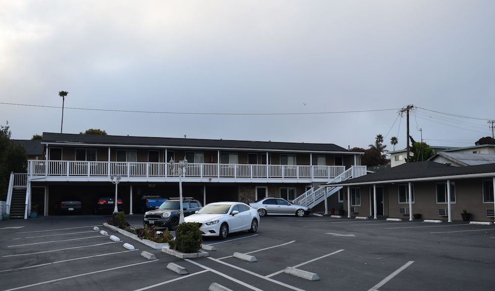 Rockview Inn And Suites 43/54