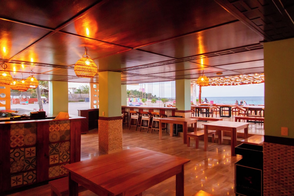 The Mint Resort Isla Mujeres 55/67