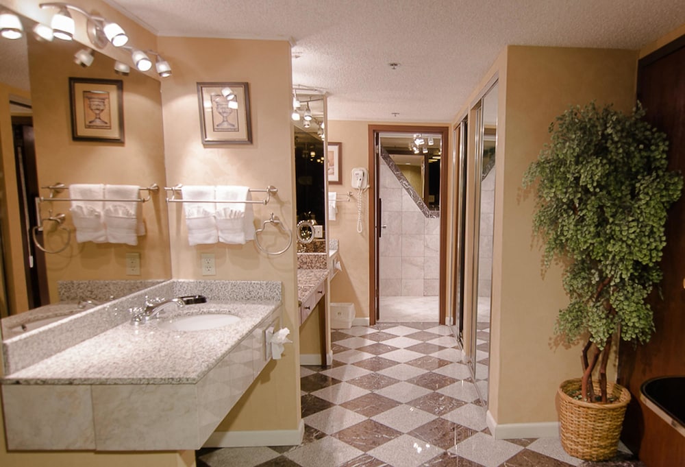 SureStay Plus Hotel by Best Western Reno Airport 8/91
