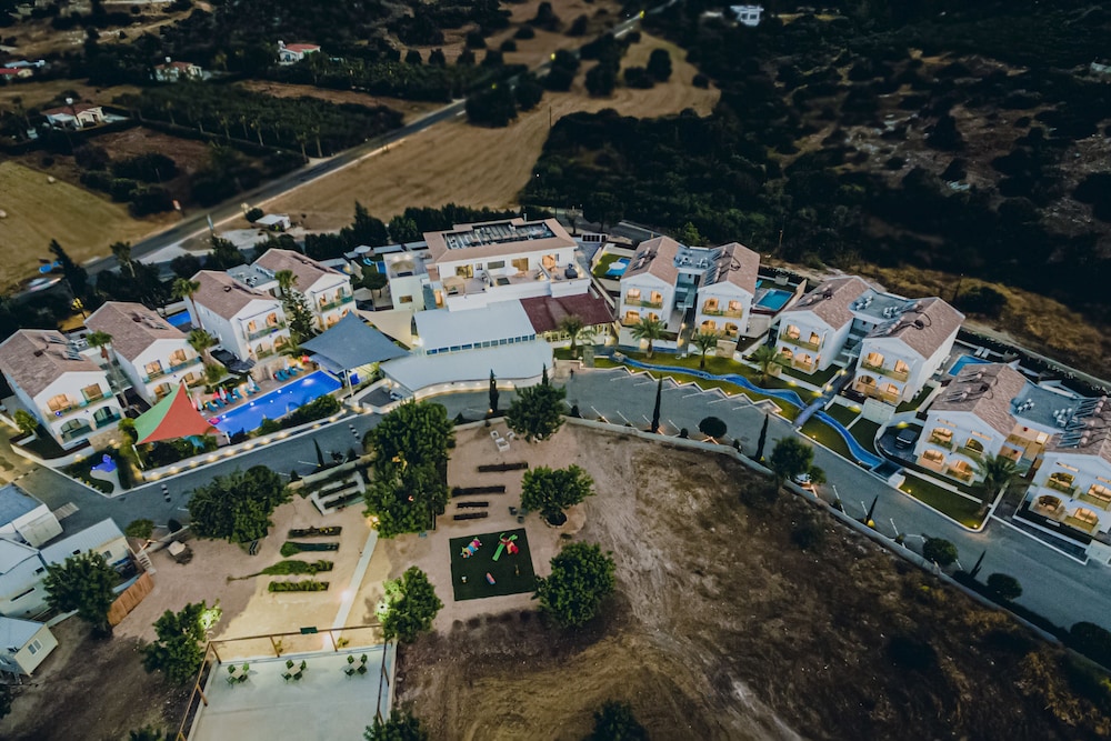 Latchi Escape Hotel and Suites 57/64