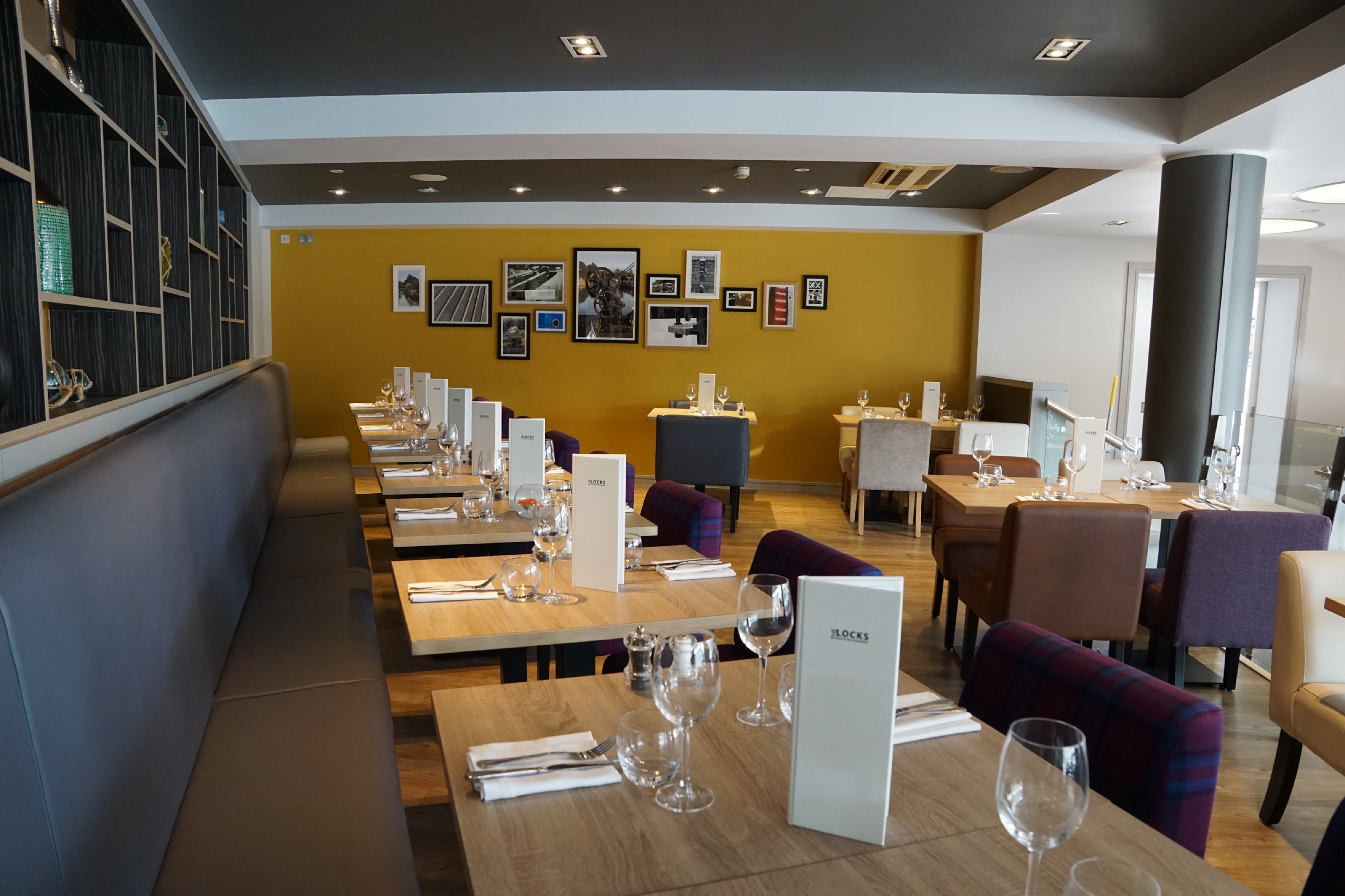 Holiday Inn Ellesmere Port Cheshire Oaks 19/48