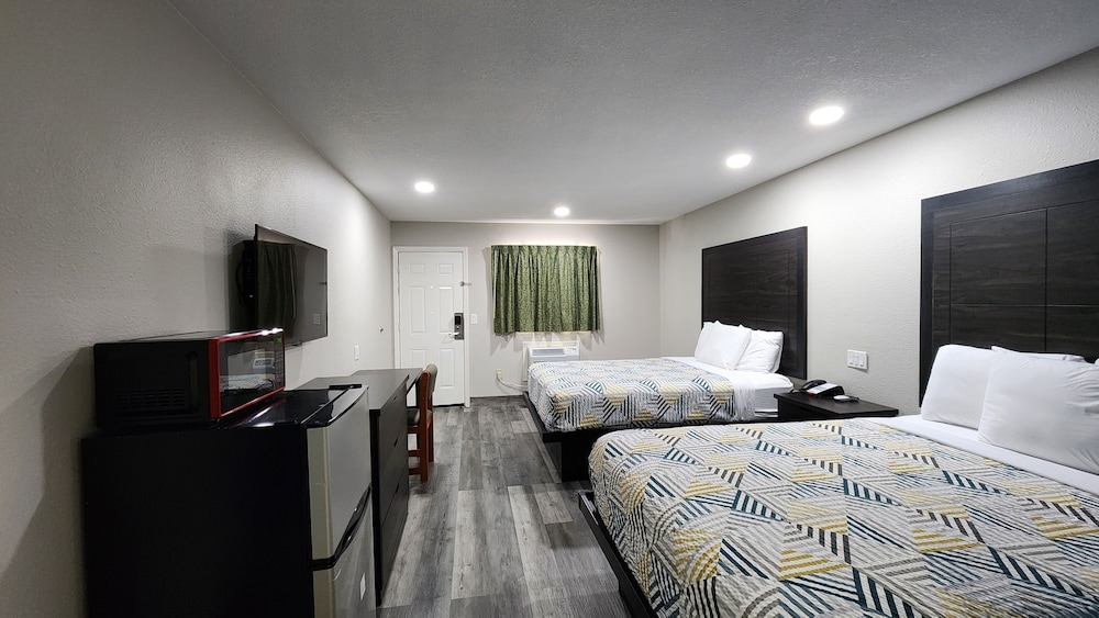 Scottish Inns Suites Wharton Tx 7/30