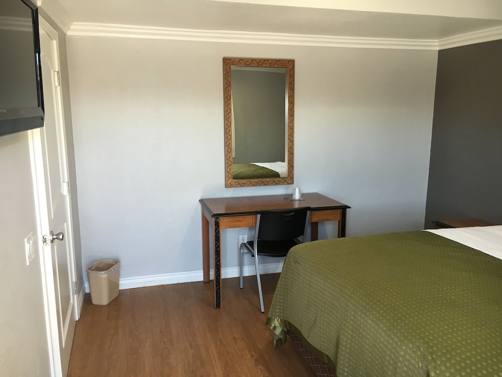 Town House Motel 19/48