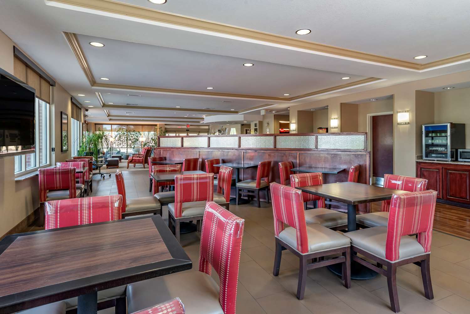 restaurant cafeteria