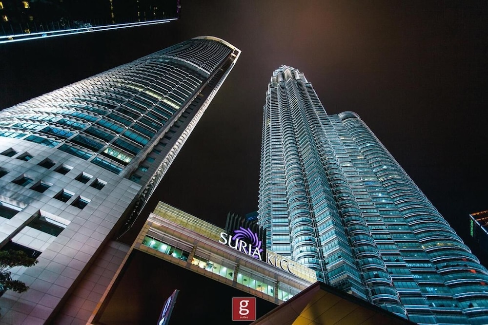 Expressionz KLCC by Wodages 15/50