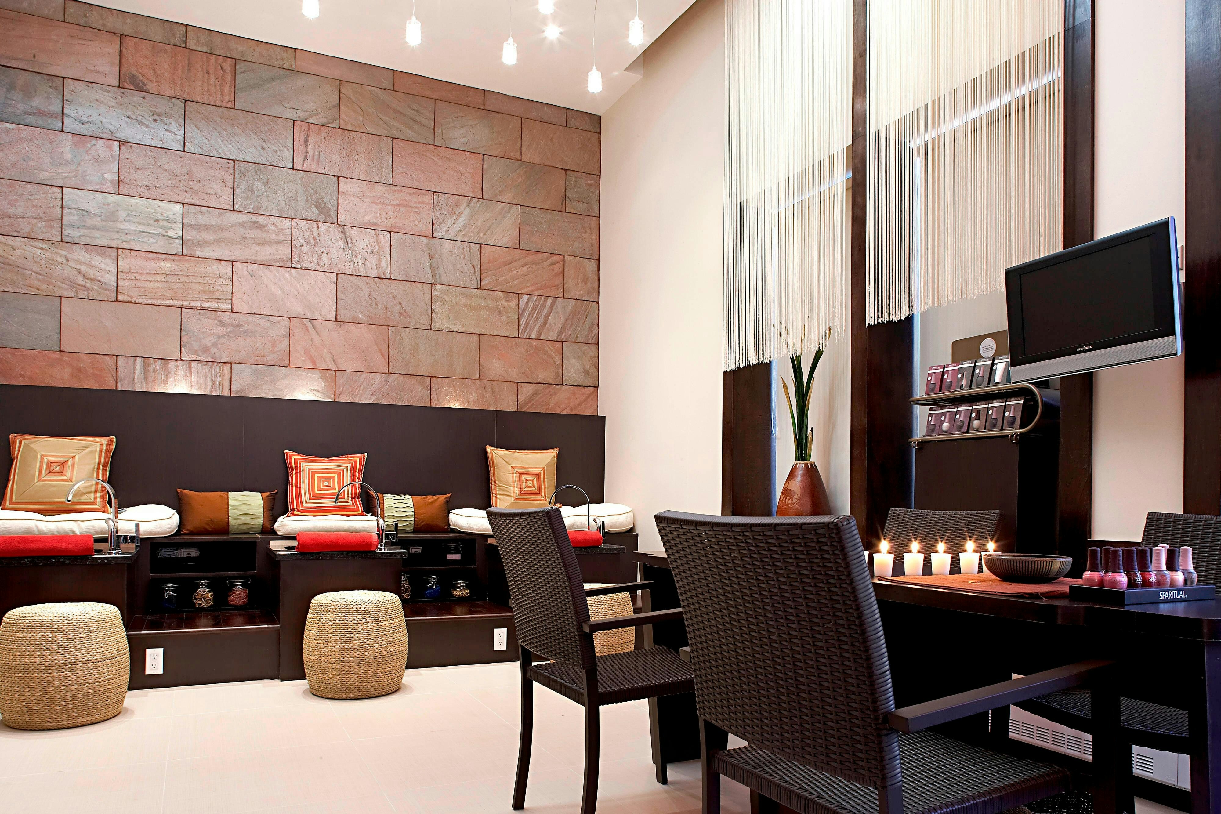 Sheraton Parkway Toronto North Hotel Suites 35/46