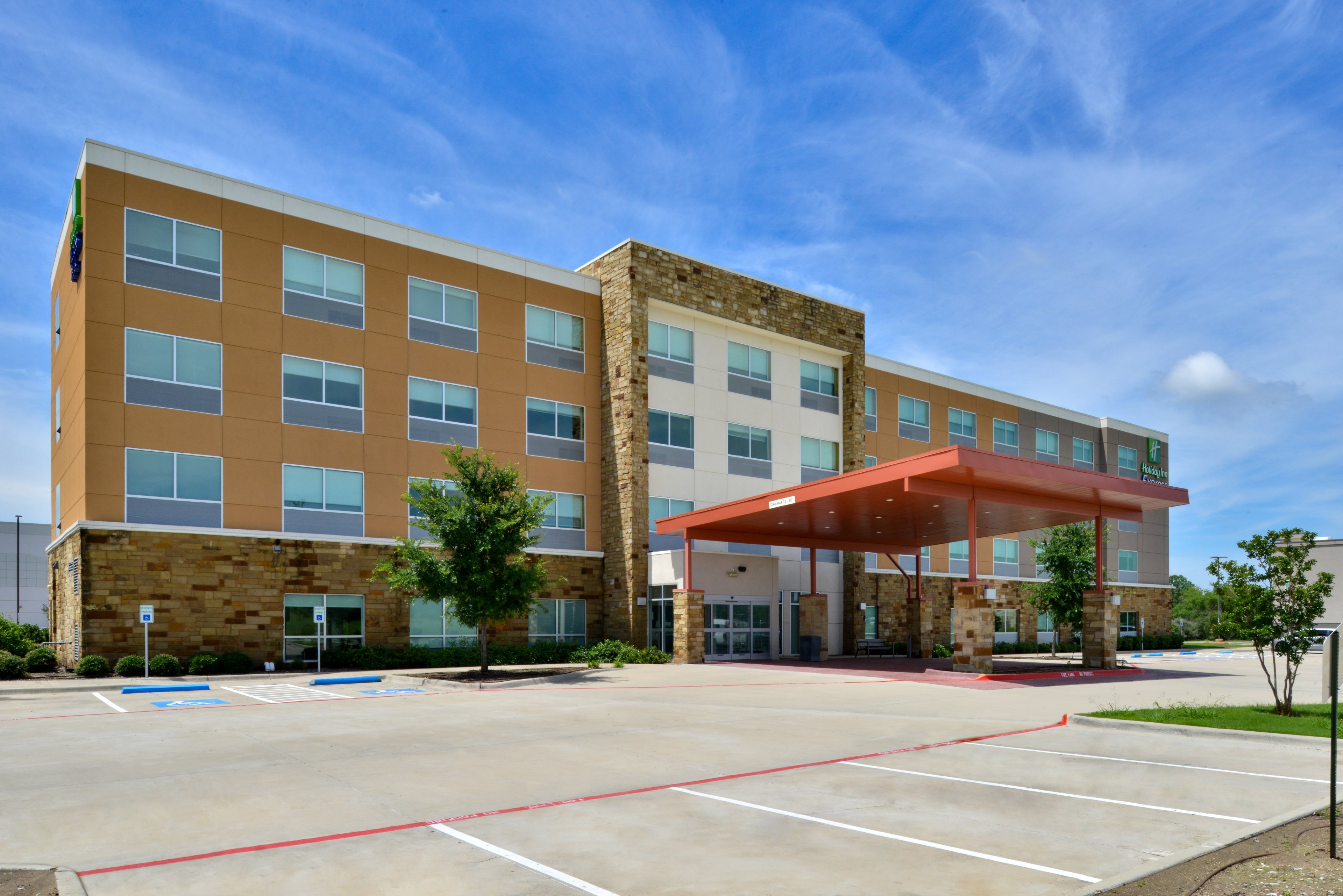 Holiday Inn Express And Suites Wylie West 67/72