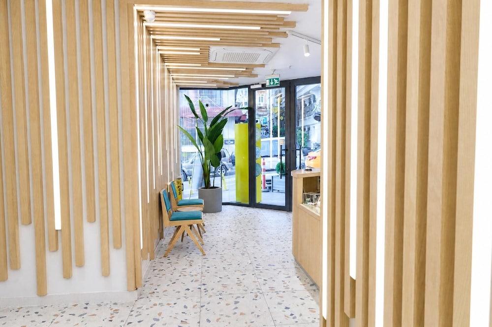 Bird Nest Suites 43/47