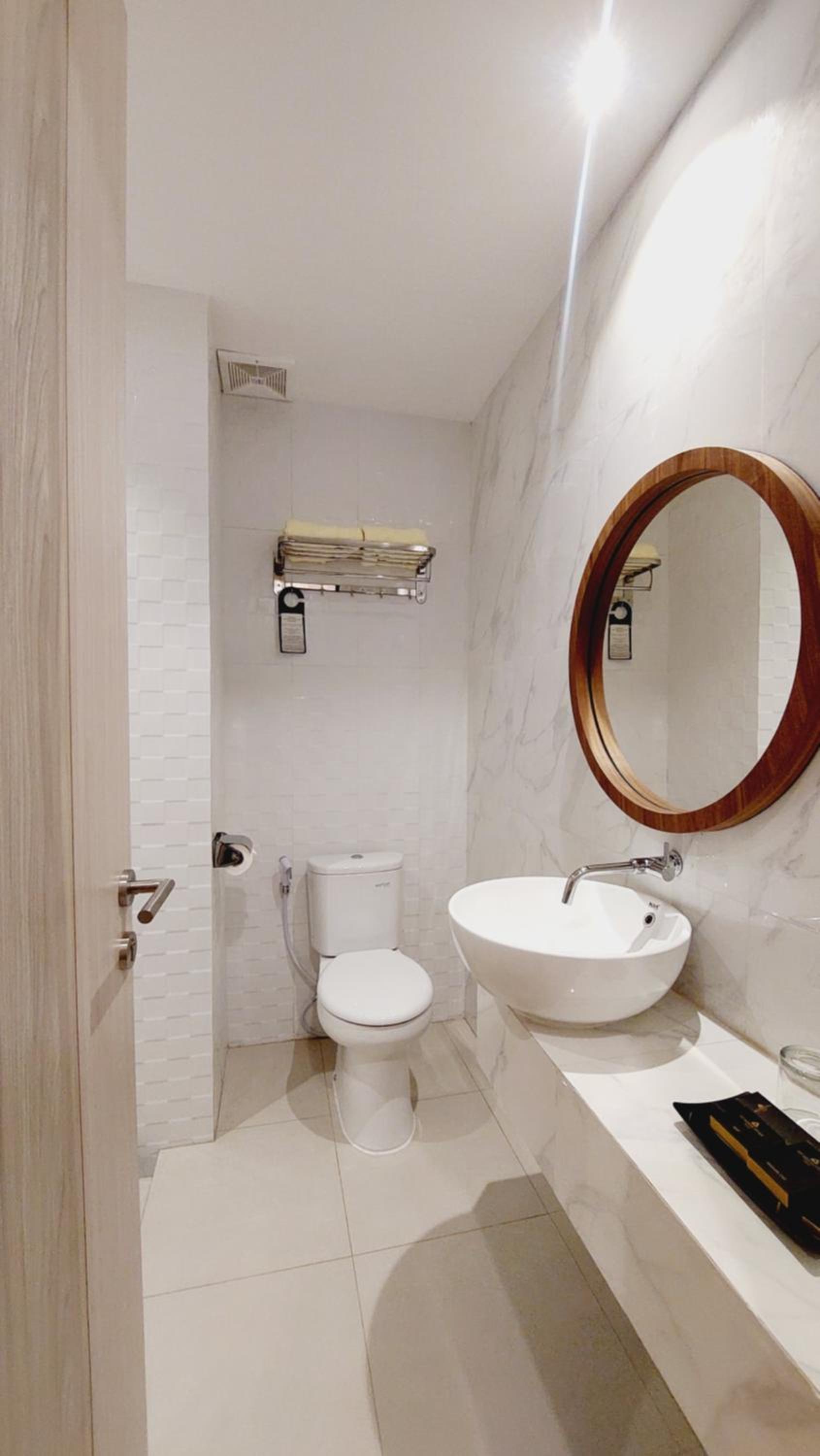 SIP Azana Hotel Jayapura 46/50