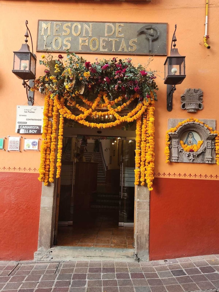 El Meson de los Poetas 12/67