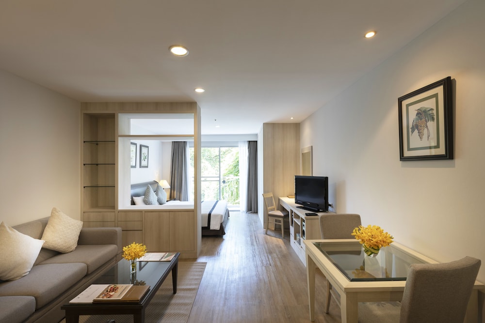 Classic Kameo Hotel and Serviced Apartments, Sriracha 21/39
