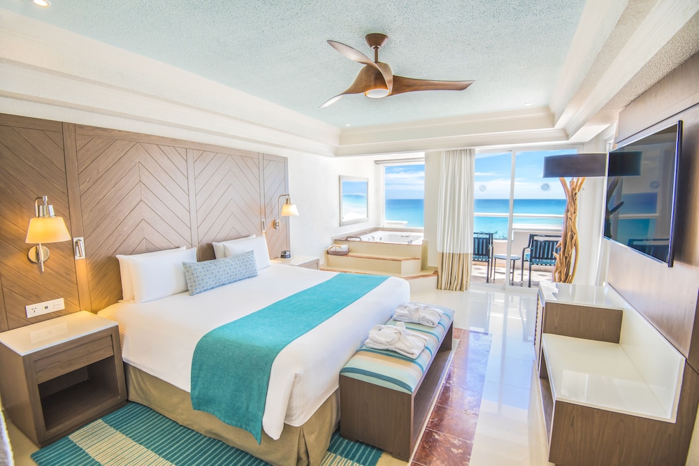 Master, Suite, King Bed, Ocean View