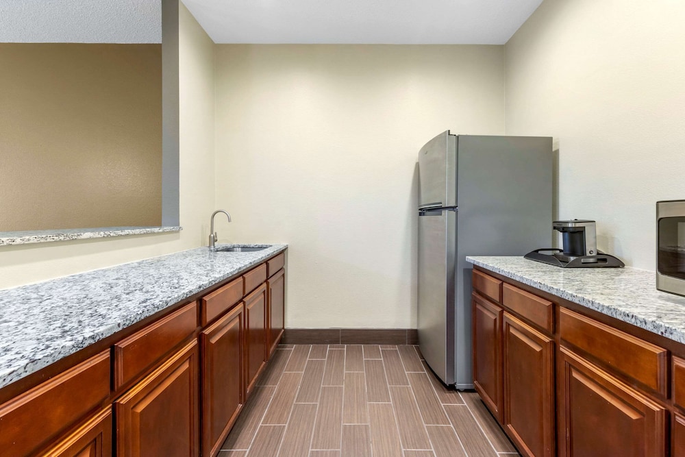Comfort Inn & Suites Lenoir Hwy 321 Northern Foothills 40/40