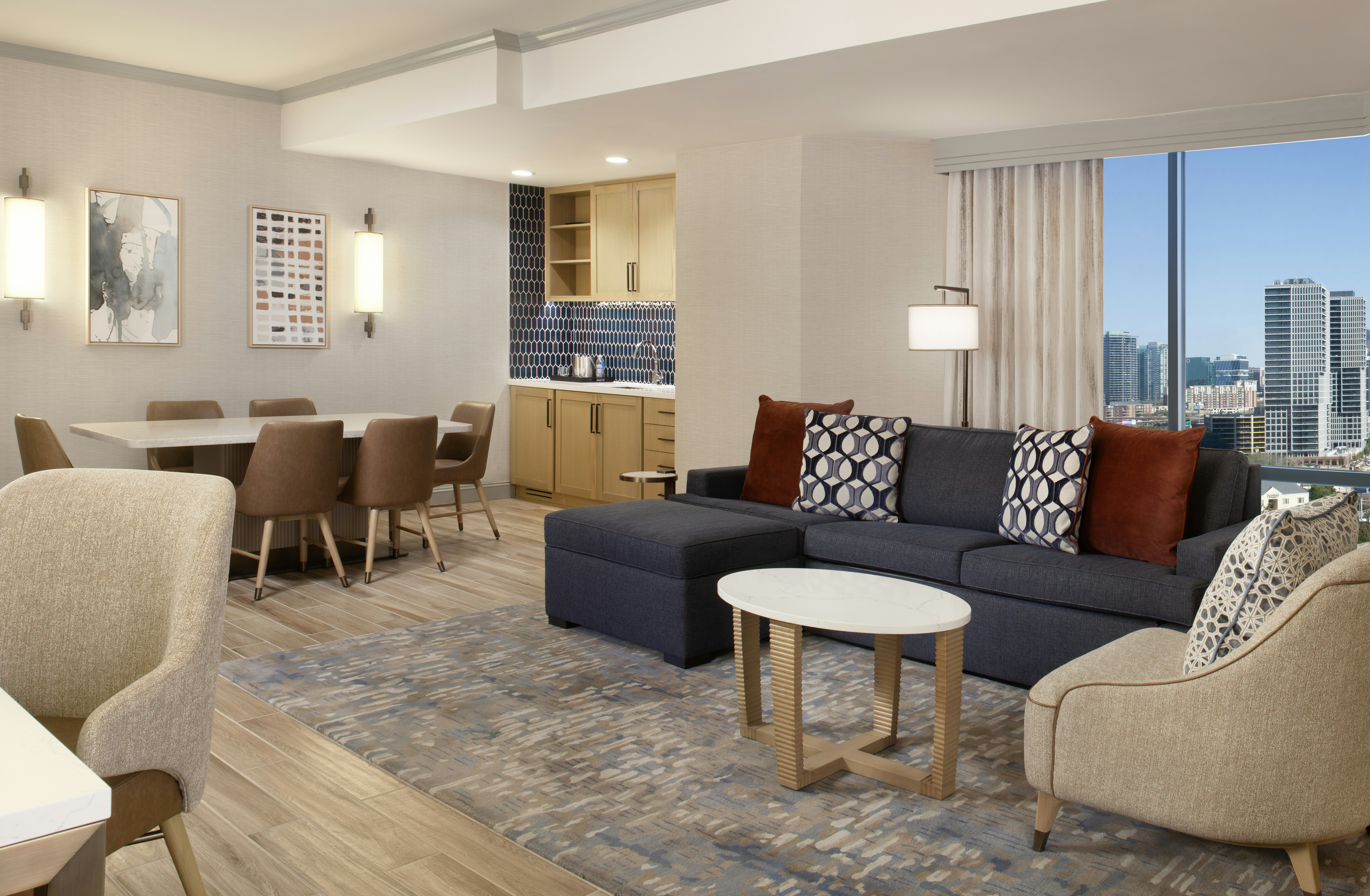 Hilton Anatole 55/90