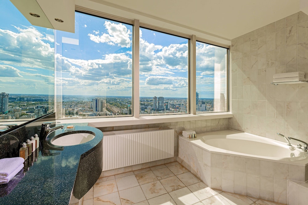 Warsaw Presidential Hotel 16/56