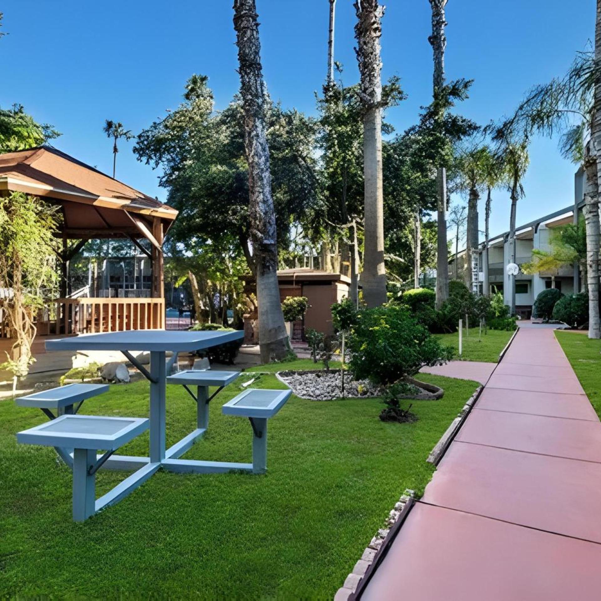 SureStay by Best Western Bakersfield Central 35/60