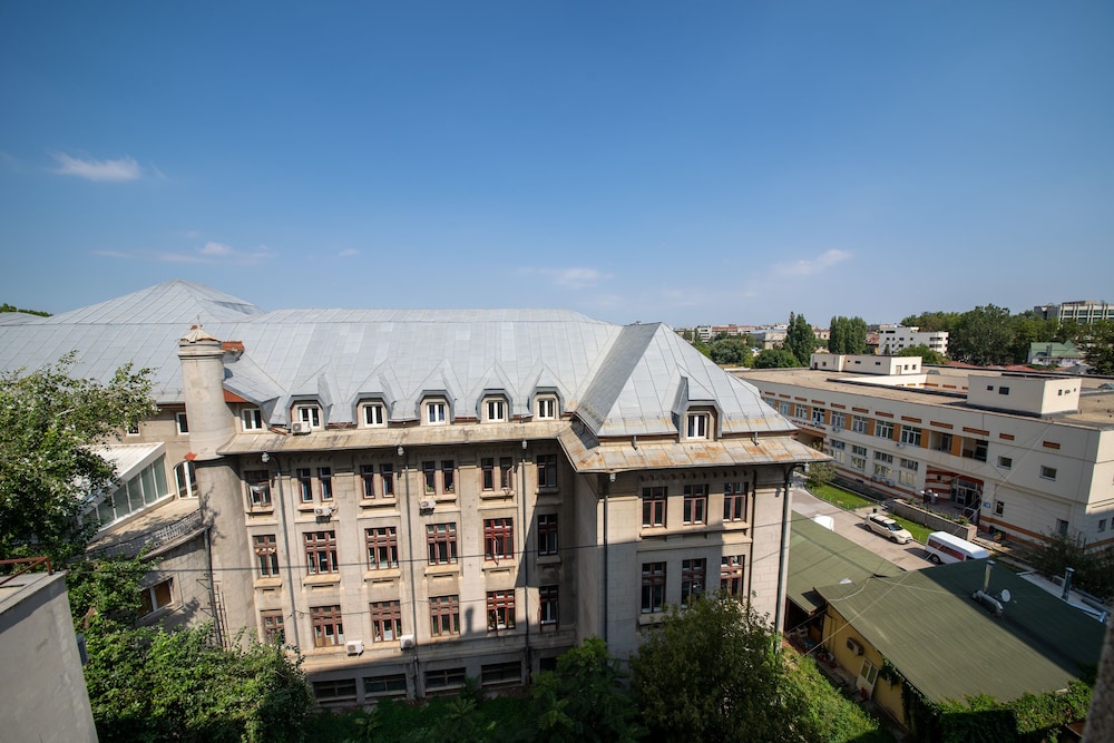 Parliament Hotel in BUCHAREST