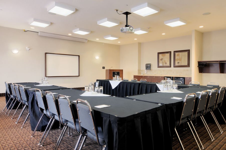 Weyburn Canalta Hotel 31/41