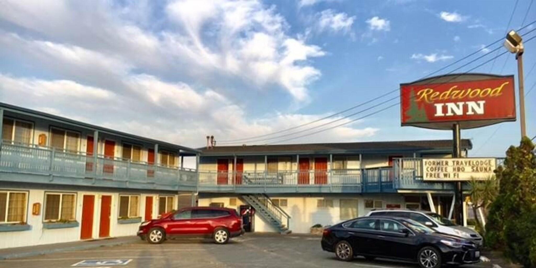 Redwood Inn 25/28