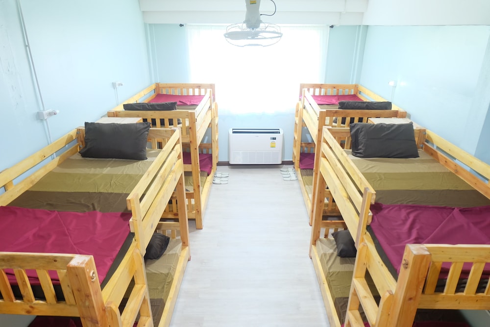 Plearn Hostel 15/20
