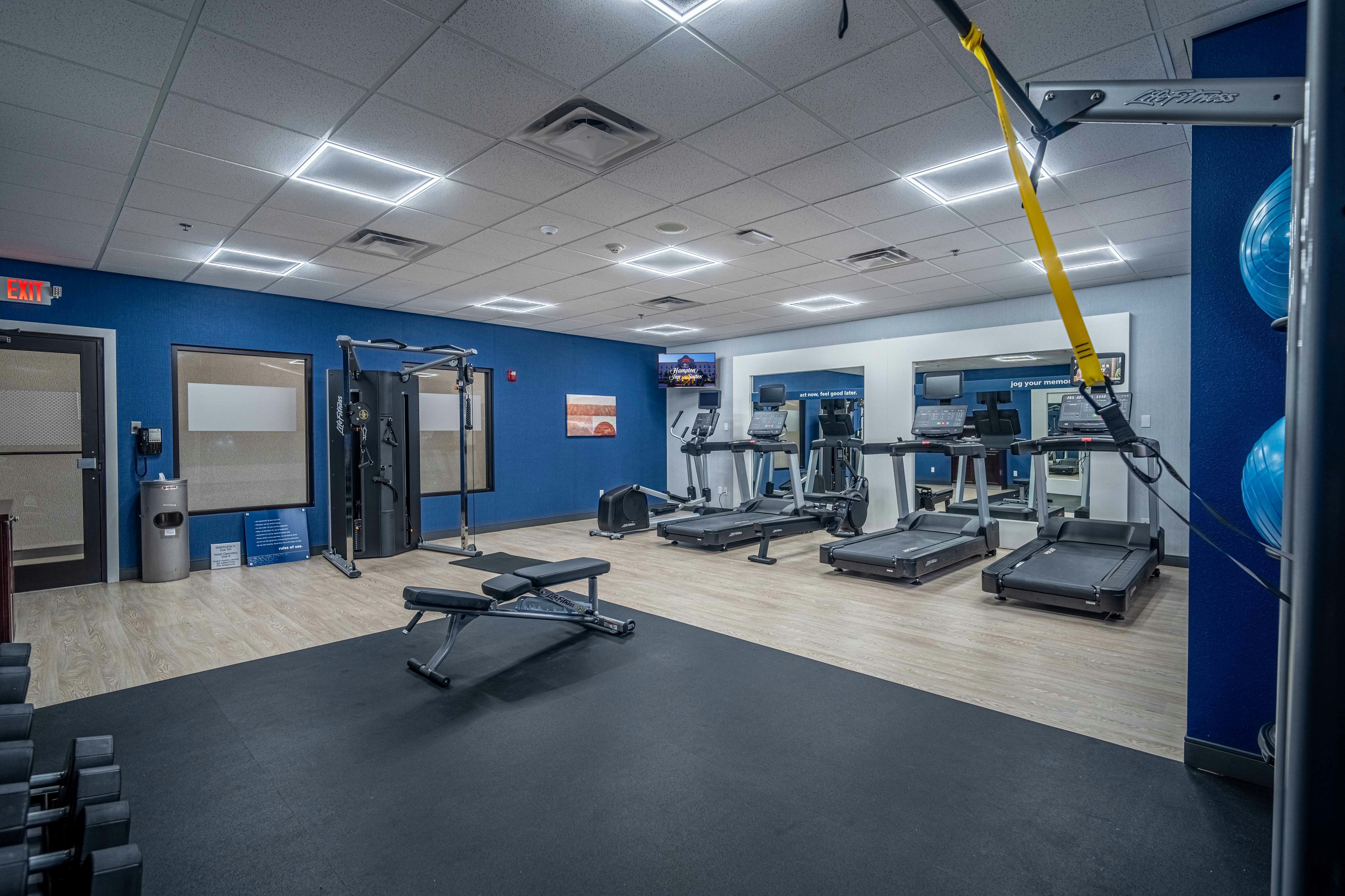 Hampton Inn & Suites Mission 30/54