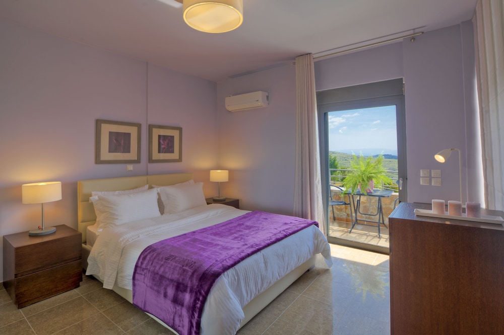 Marini Luxury Apartments And Suites 24/75