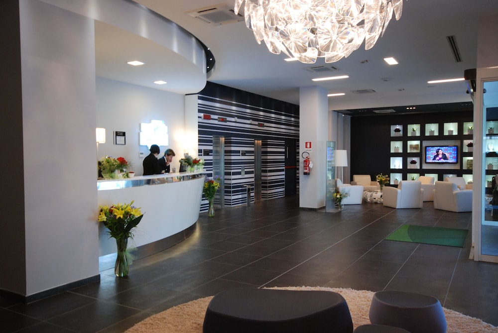 Holiday Inn Milan Nord Zara 13/66