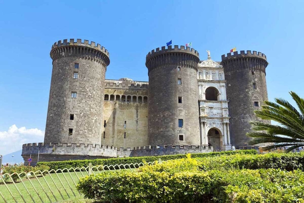 Napoli Rooms&Suite 42/50