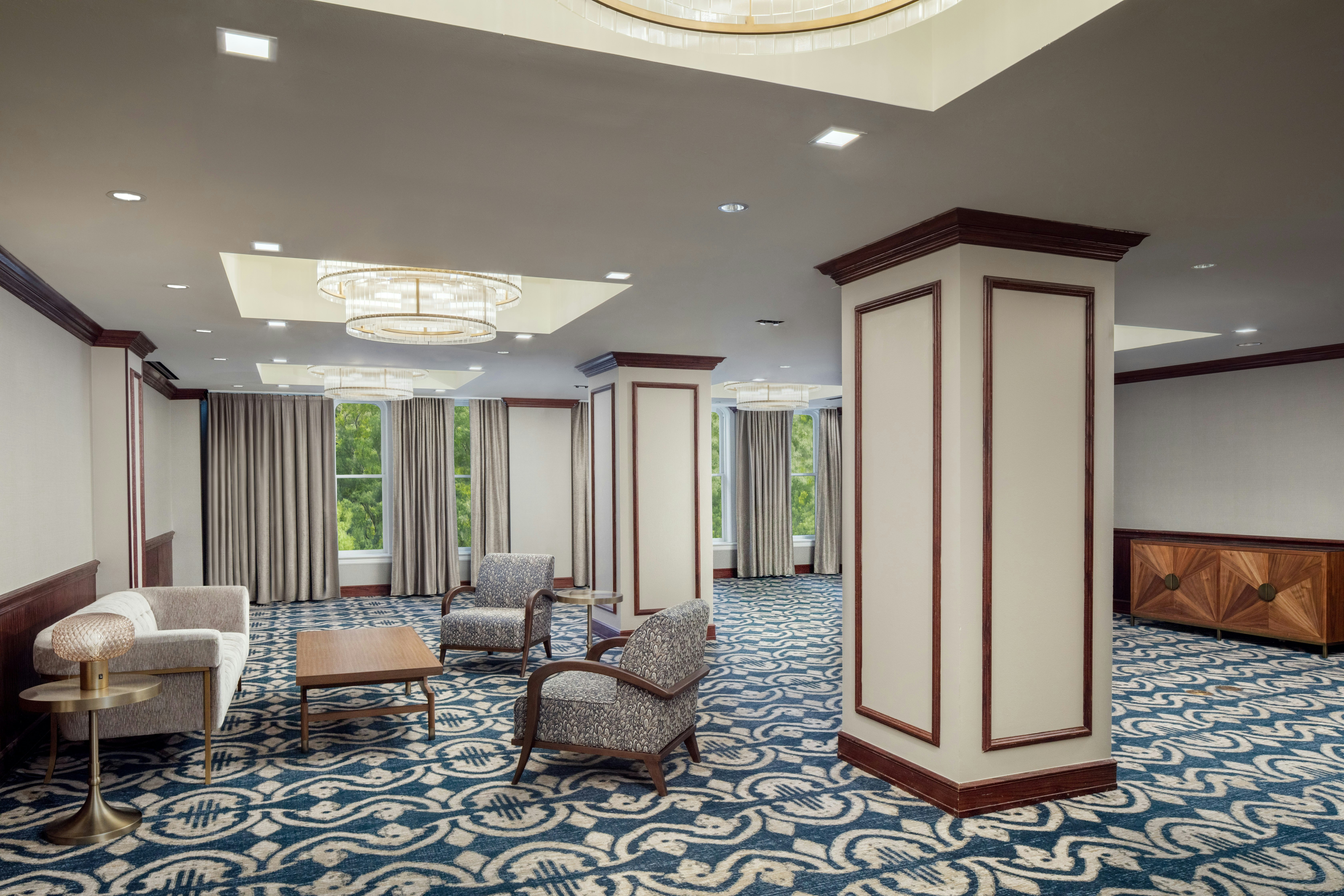 THE SKIRVIN HILTON OKLAHOMA CITY 42/65