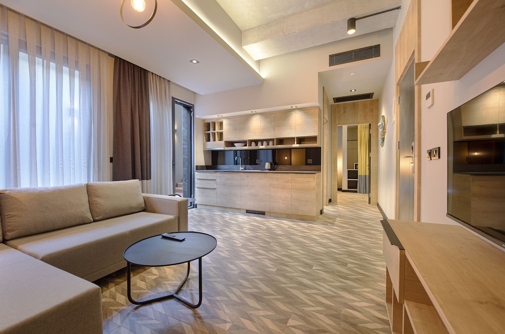 Trend Suites 28/45