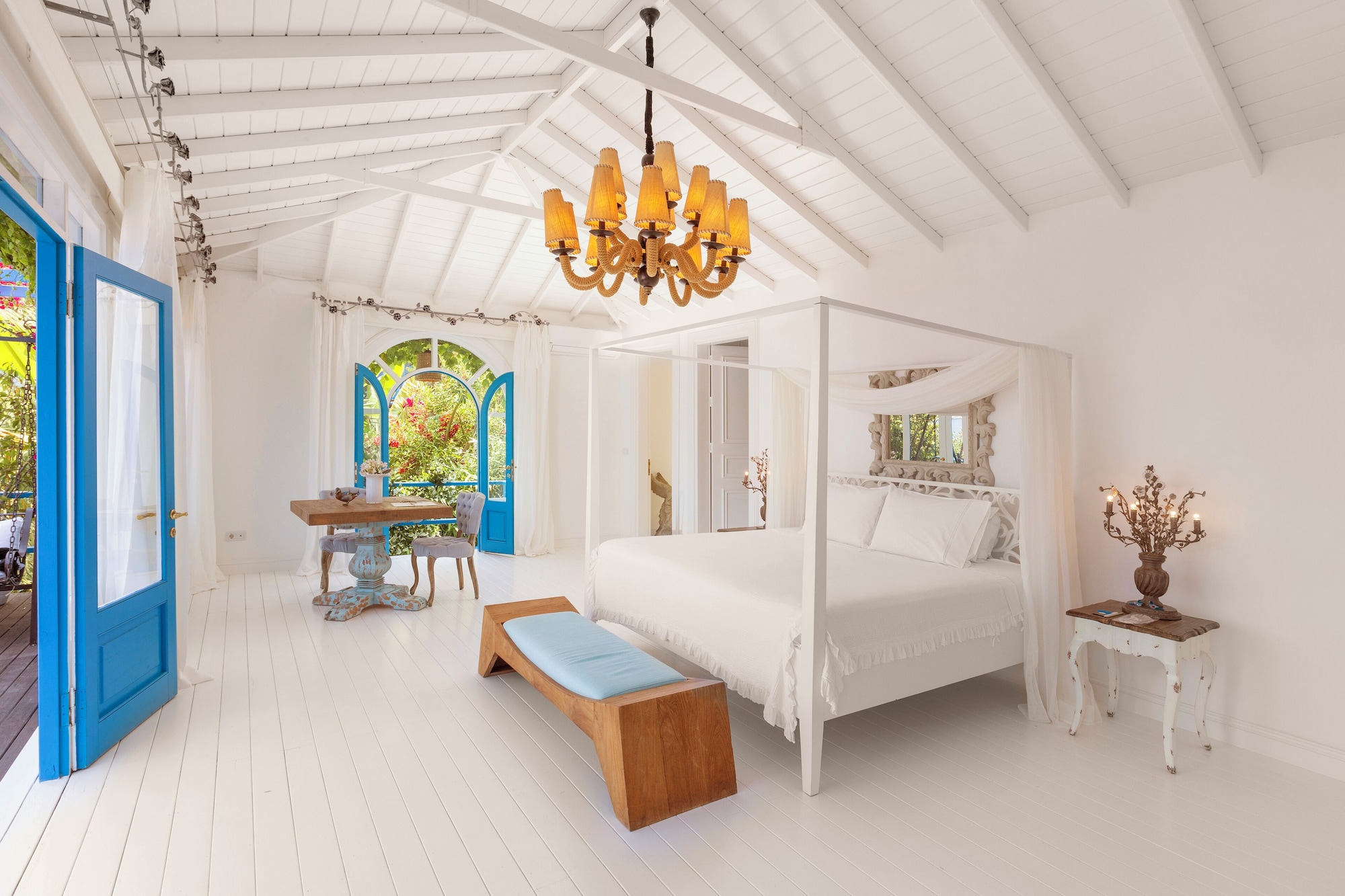 Splendid, Double Bed