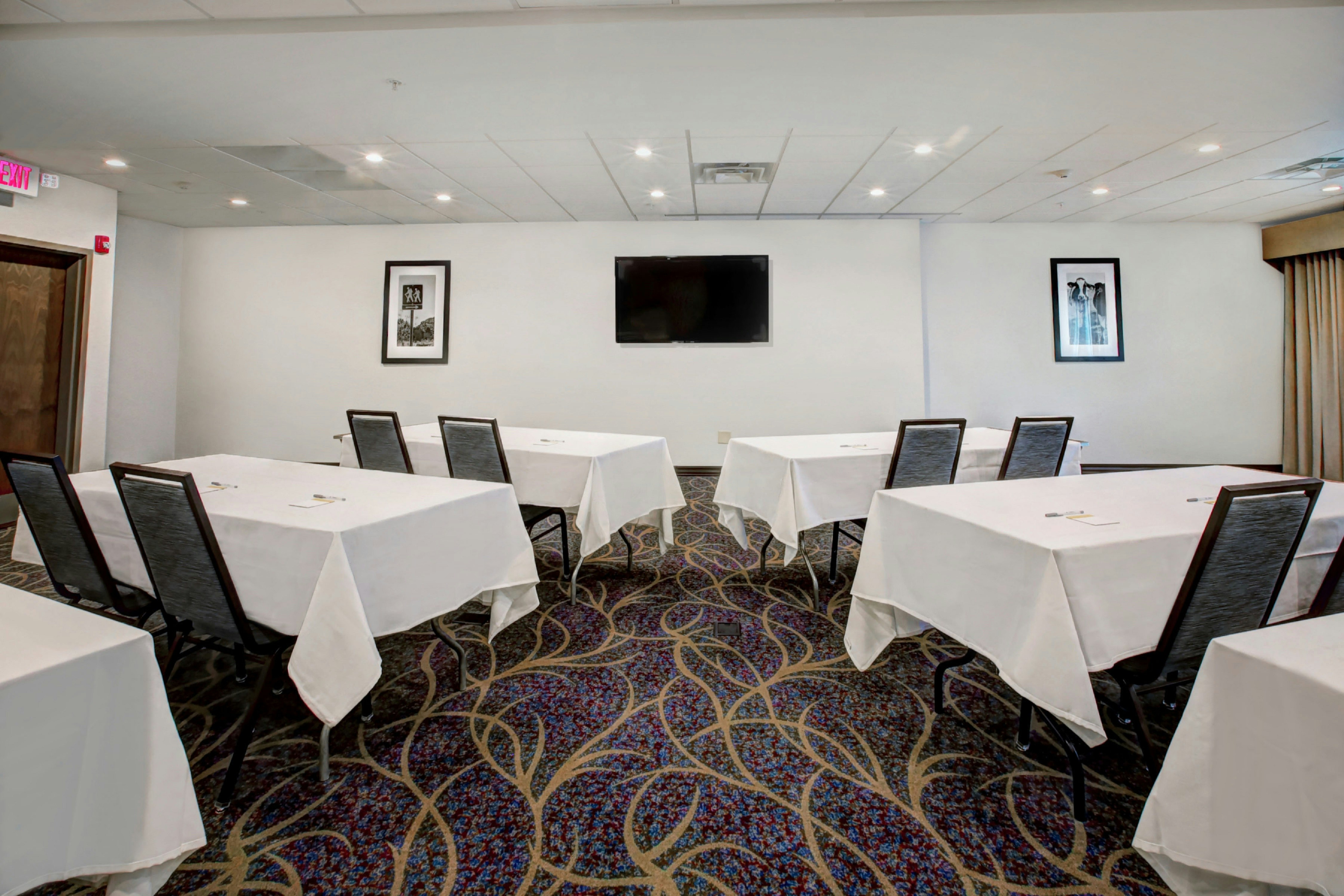 Hampton Inn Suites By Hilton Baltimore Aberdeen Md 15/18