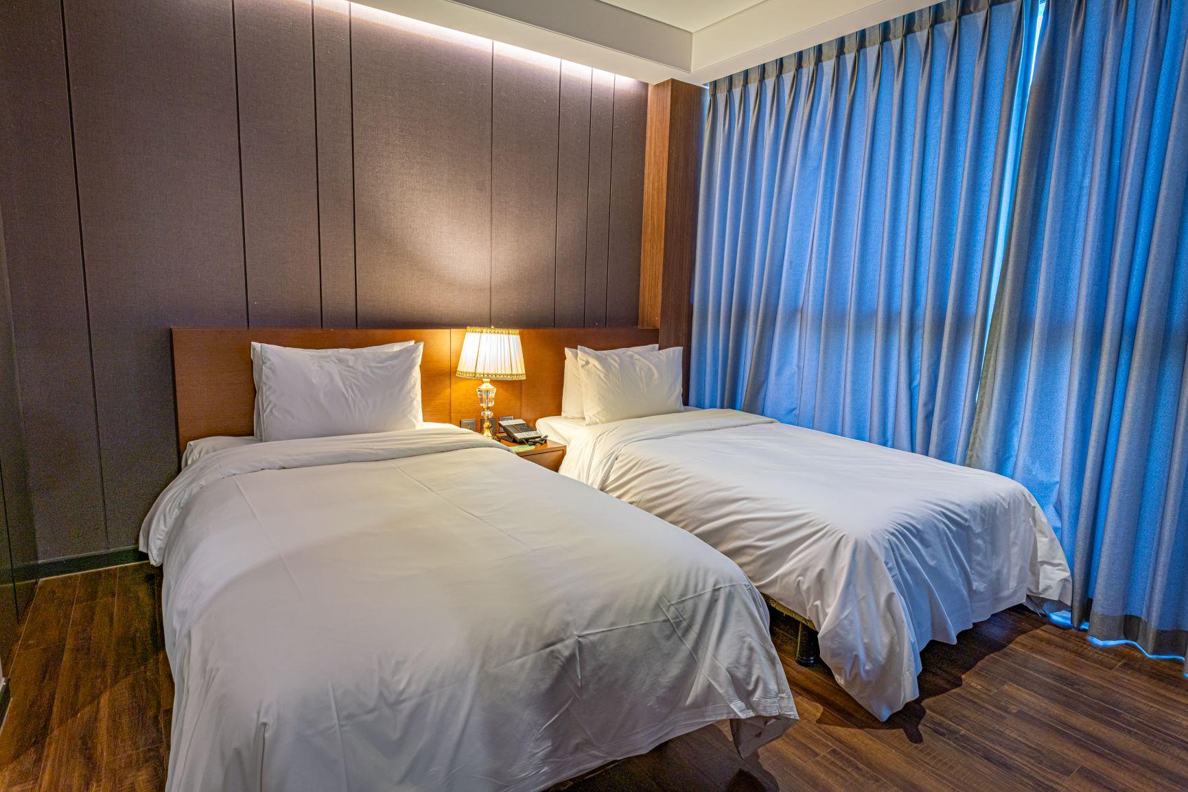 Family Suite, Double and Twin Beds, Infinity Pool Access