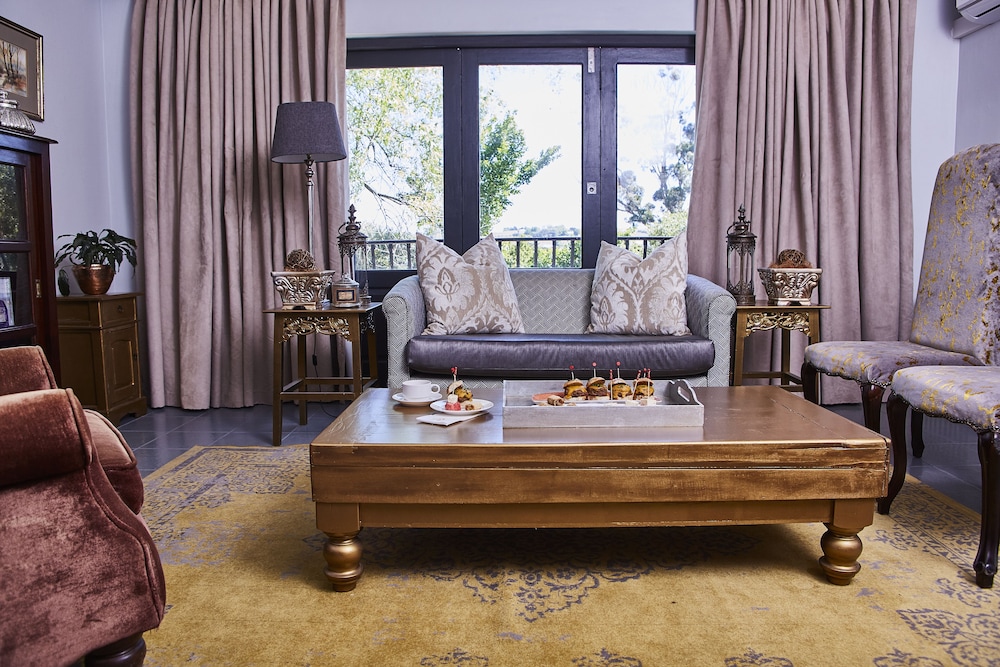 The Devon Valley Hotel 25/50
