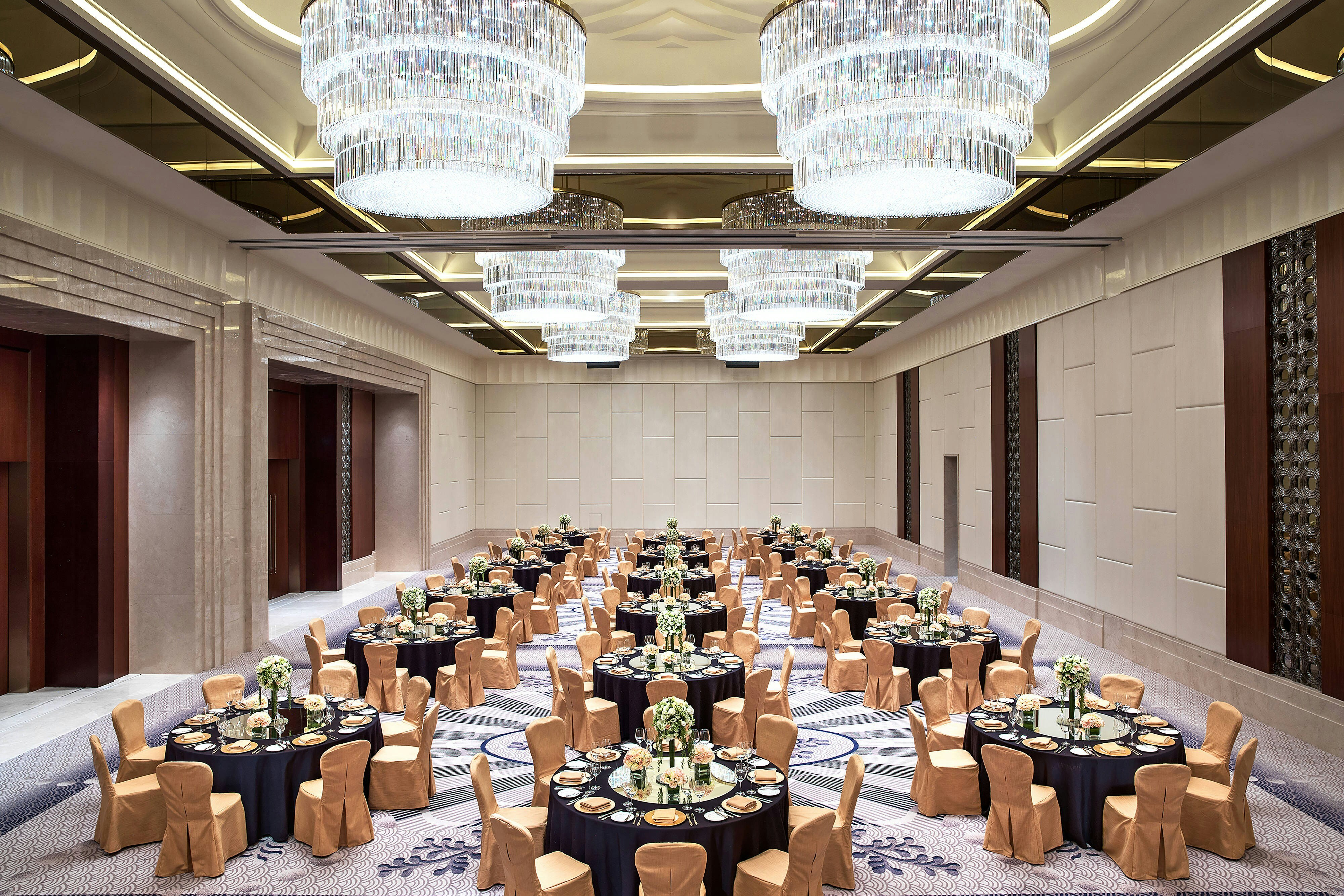 THE ST. REGIS CHENGDU 58/63