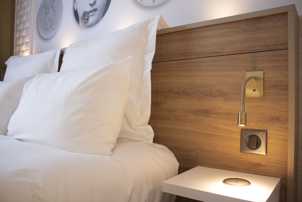 BRIT HOTEL NANTES VIGNEUX – L’ATLANTEL 21/49