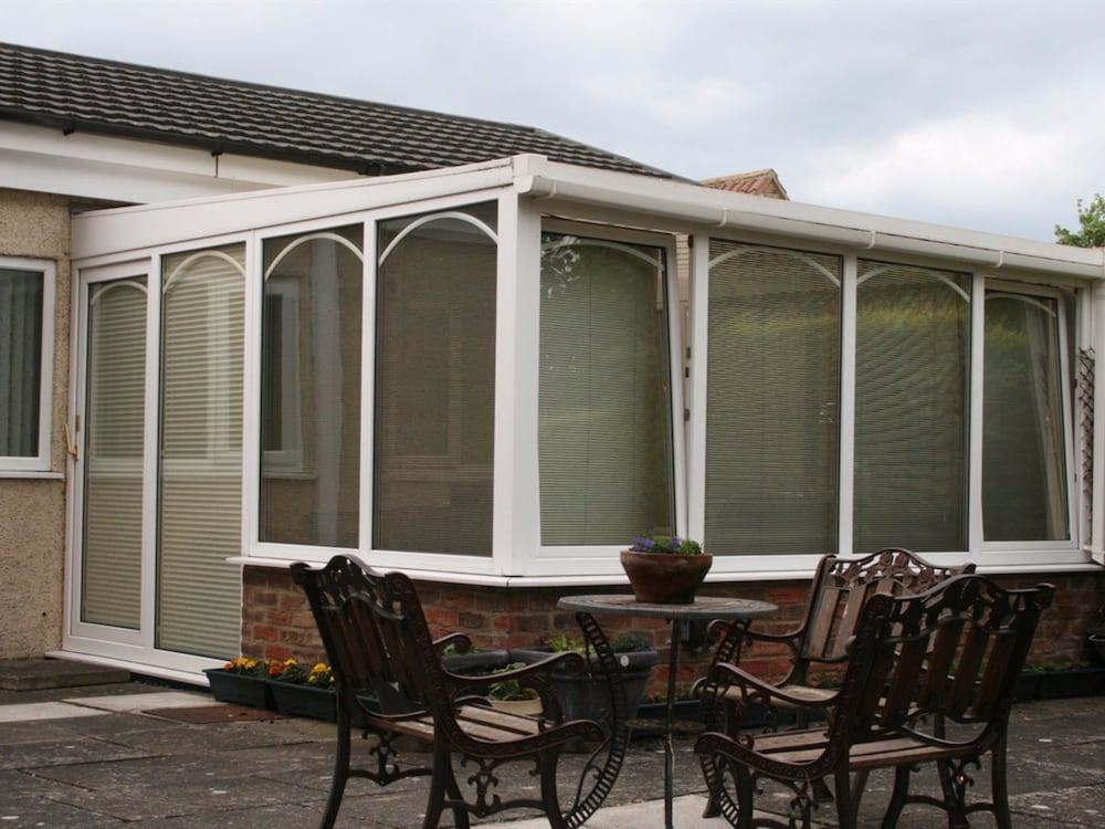 Manor Guest House 32/50