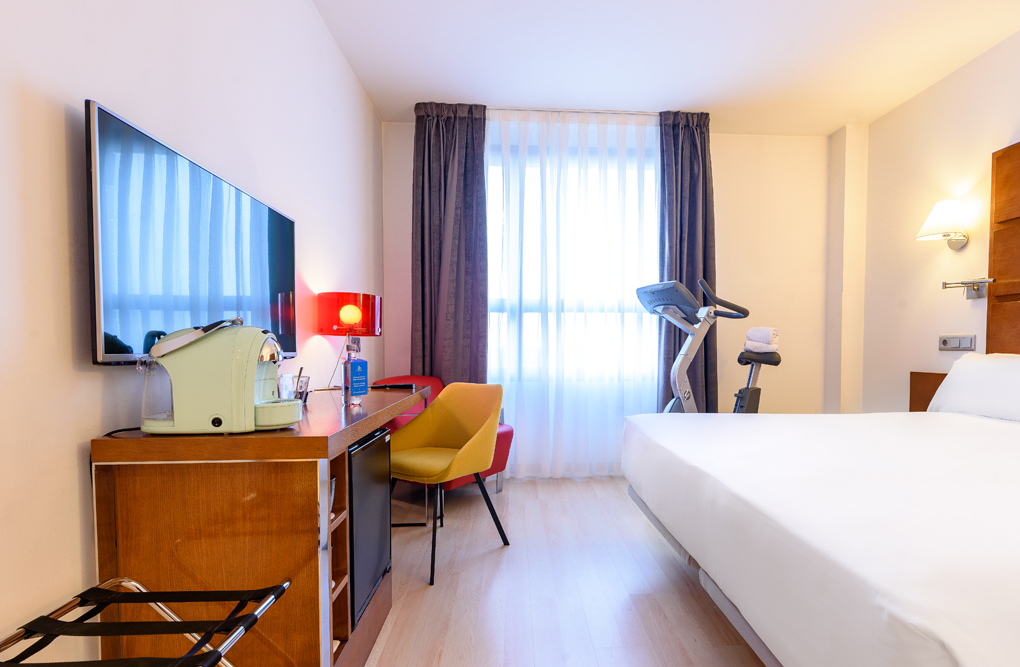 FITNESS, DOUBLE BED