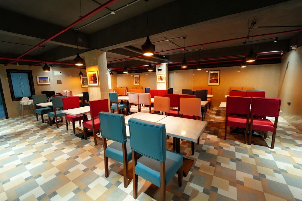Mevid Hotels 27/34