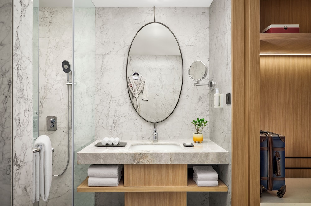 Hyatt Centric Ballygunge Kolkata 39/41