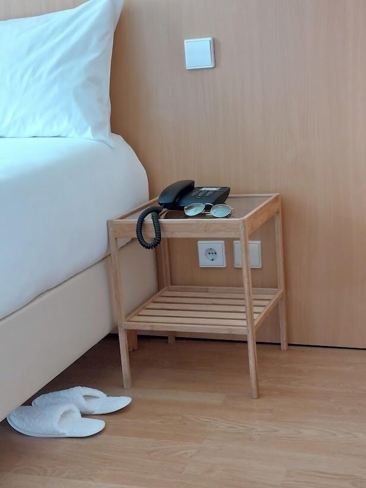 HOTEL SANTIAGO 33/54