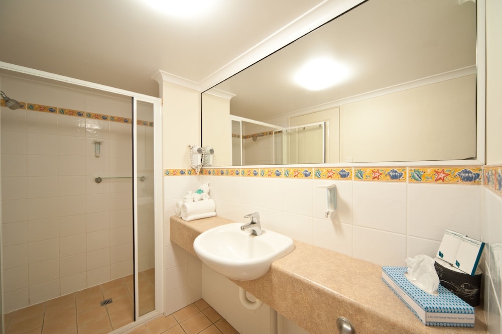 Shingley Beach Resort 17/72
