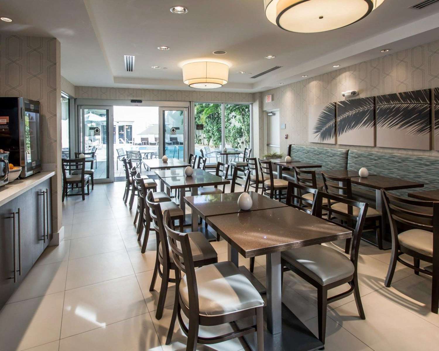 Comfort Suites Miami Airport North 10/21